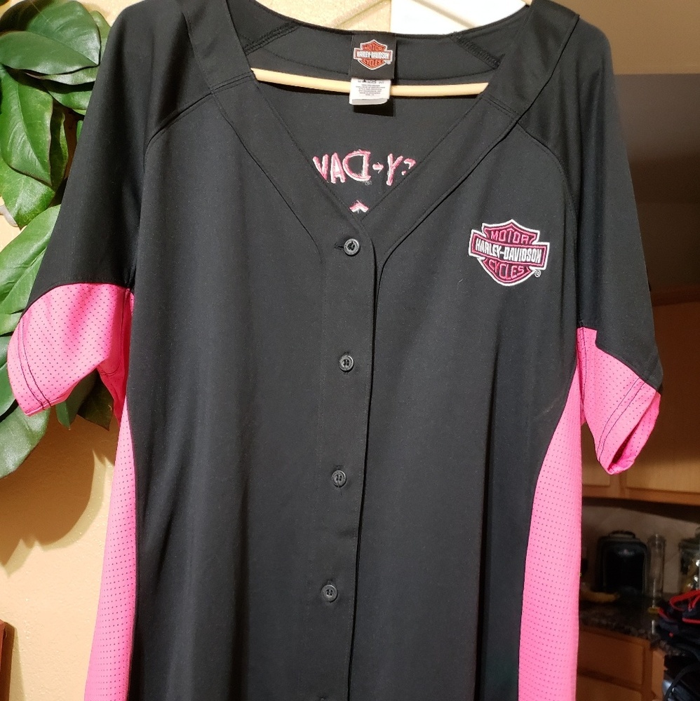Womens Harley davidson dri-fit shirt